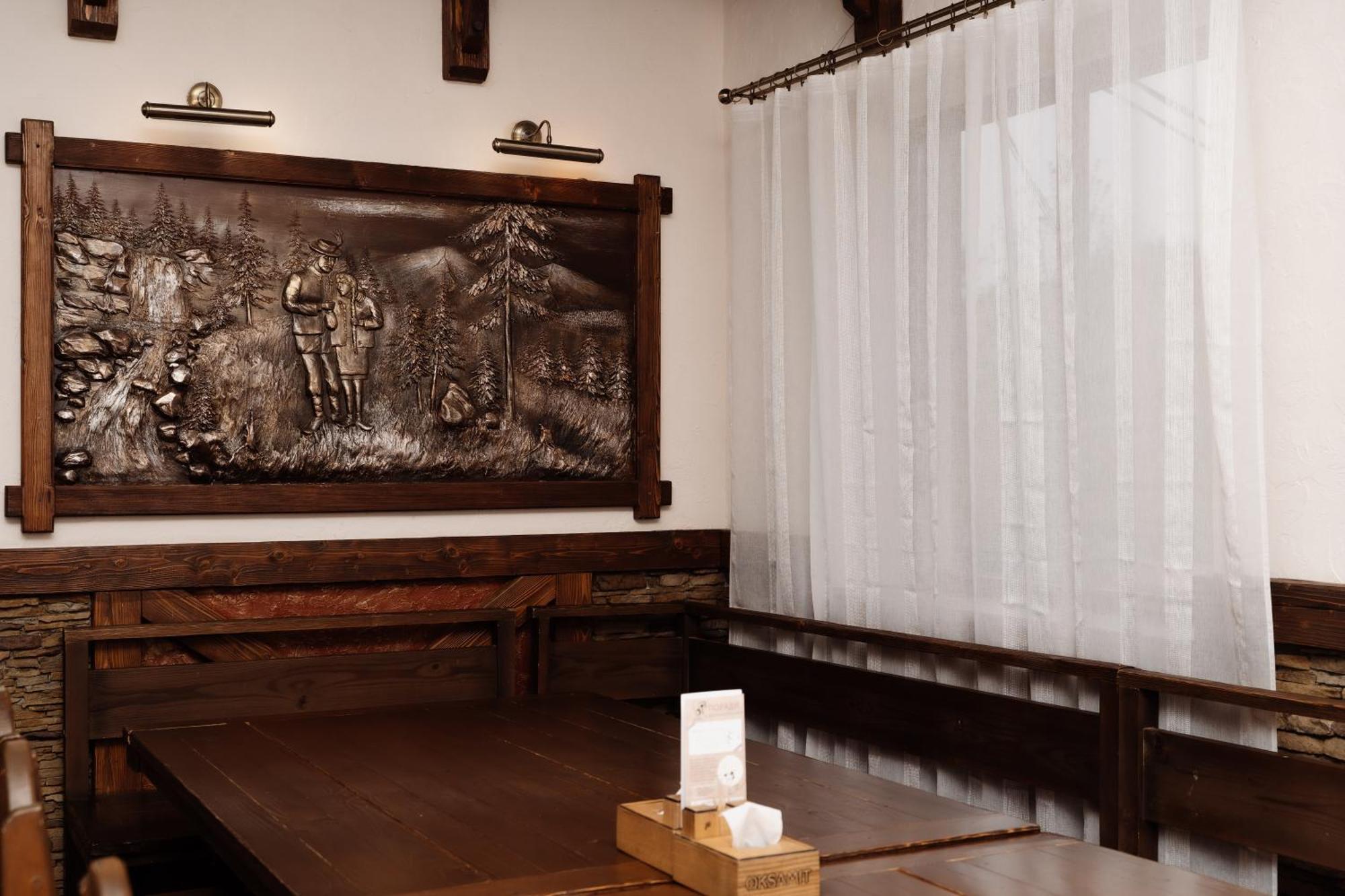 Oksamit Resort 보로크타 외부 사진