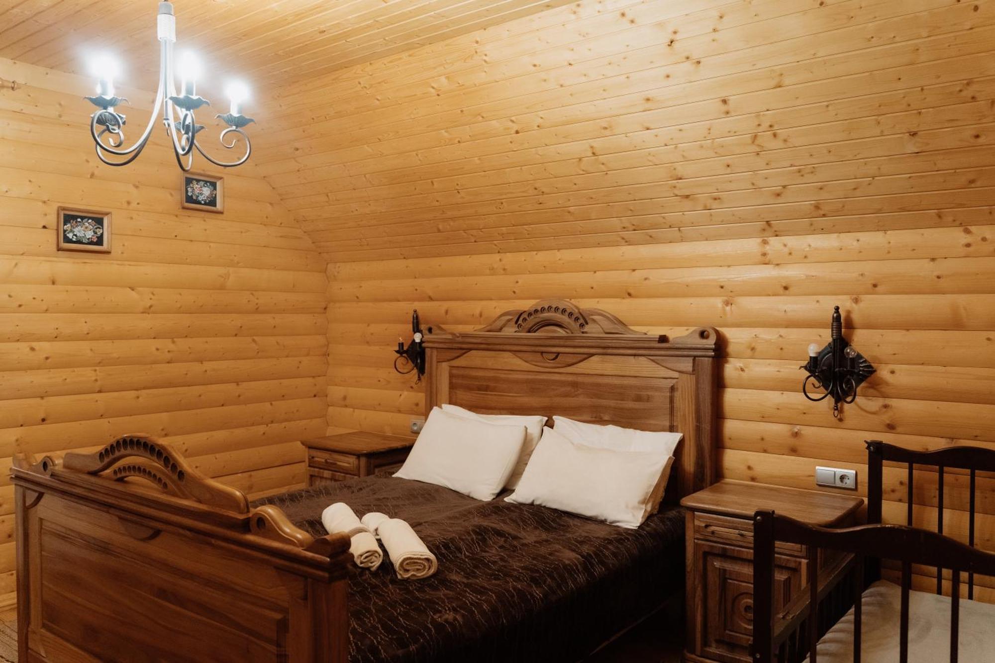 Oksamit Resort 보로크타 외부 사진