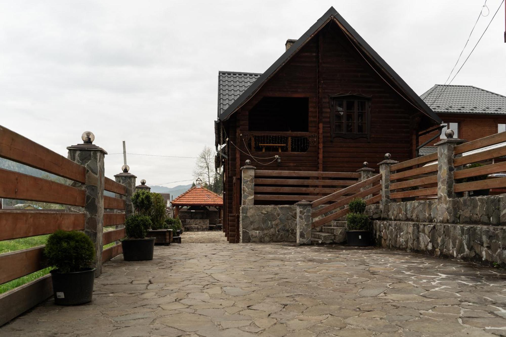 Oksamit Resort 보로크타 외부 사진